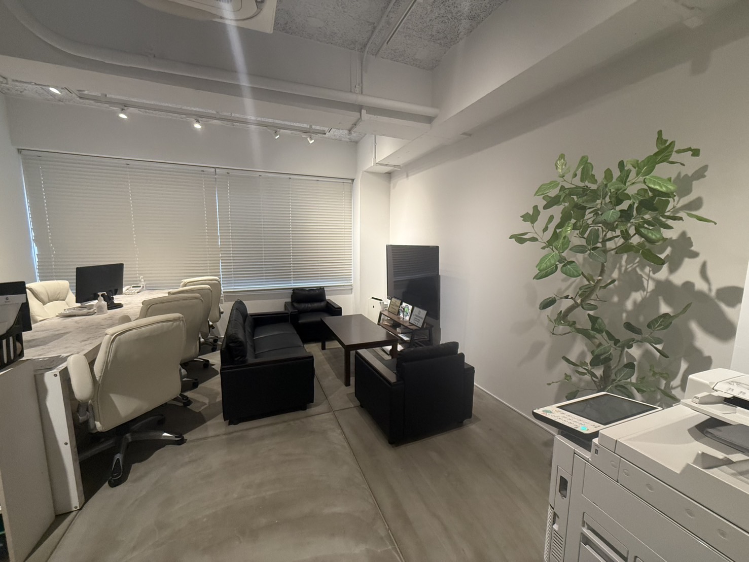 店舗内